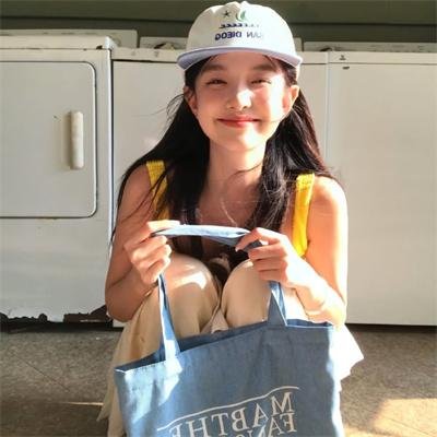 赤裸女羔羊